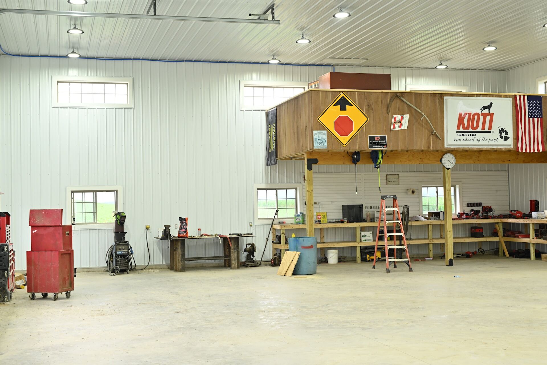 Hoover Farm Shop — photo 3